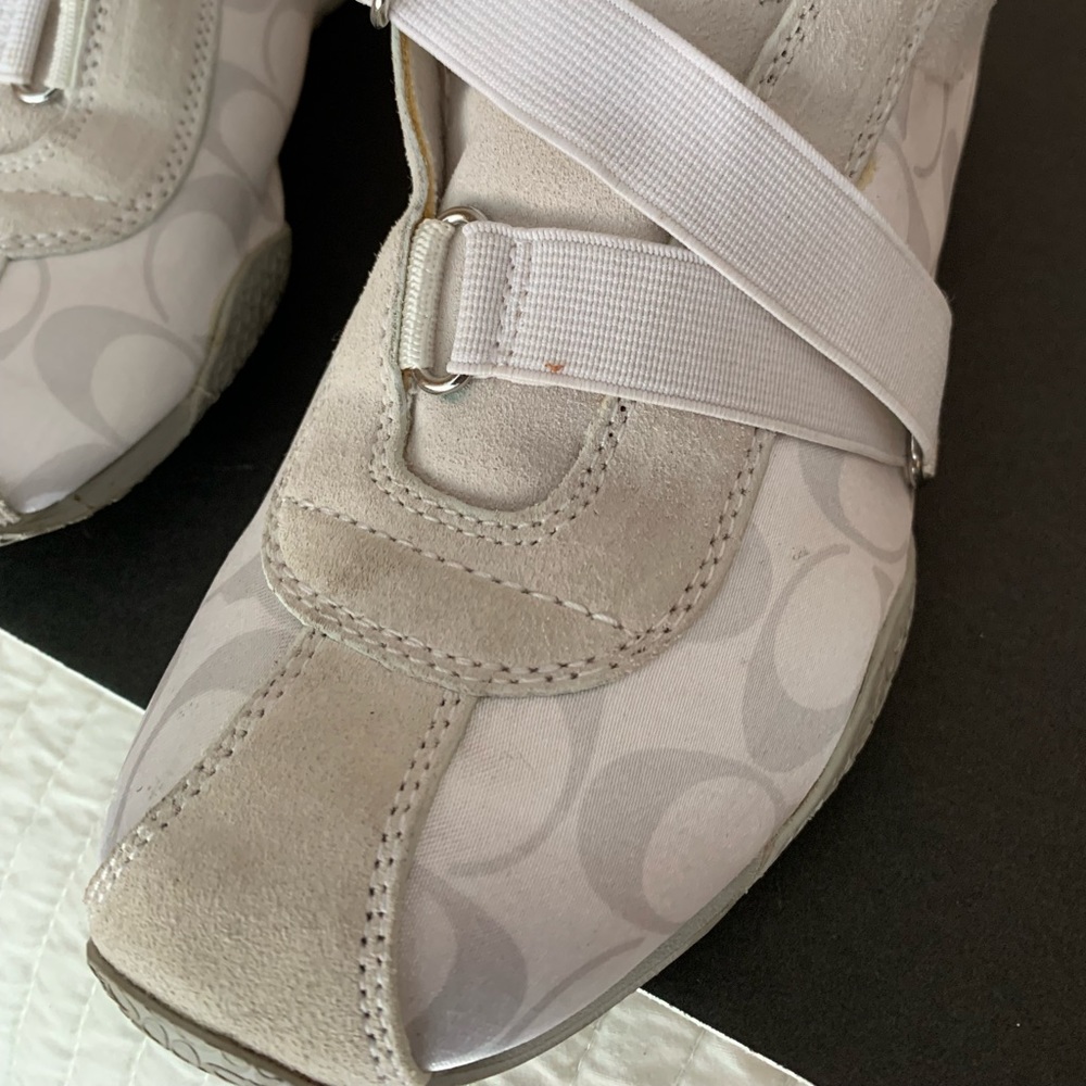 Coach Velcro flats white logo & suede
